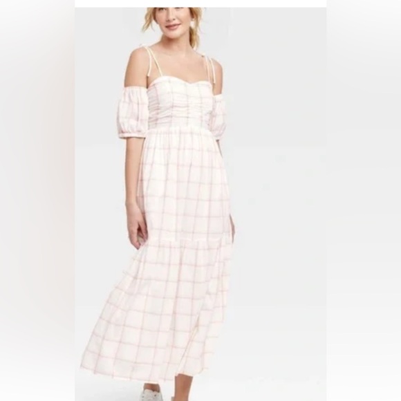 Universal Thread Pink Ruched Maxi Dress - Picture 1 of 4